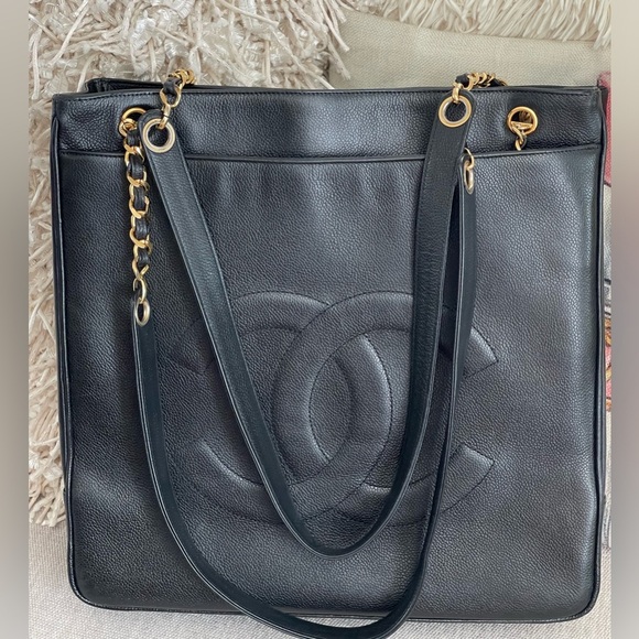 CHANEL✨24kt Gold✨Caviar Shoulder bag✨Shopper Hobo bag⭐️Vintage 91’~94’⭐️🔥COA🔥 - Picture 14 of 14